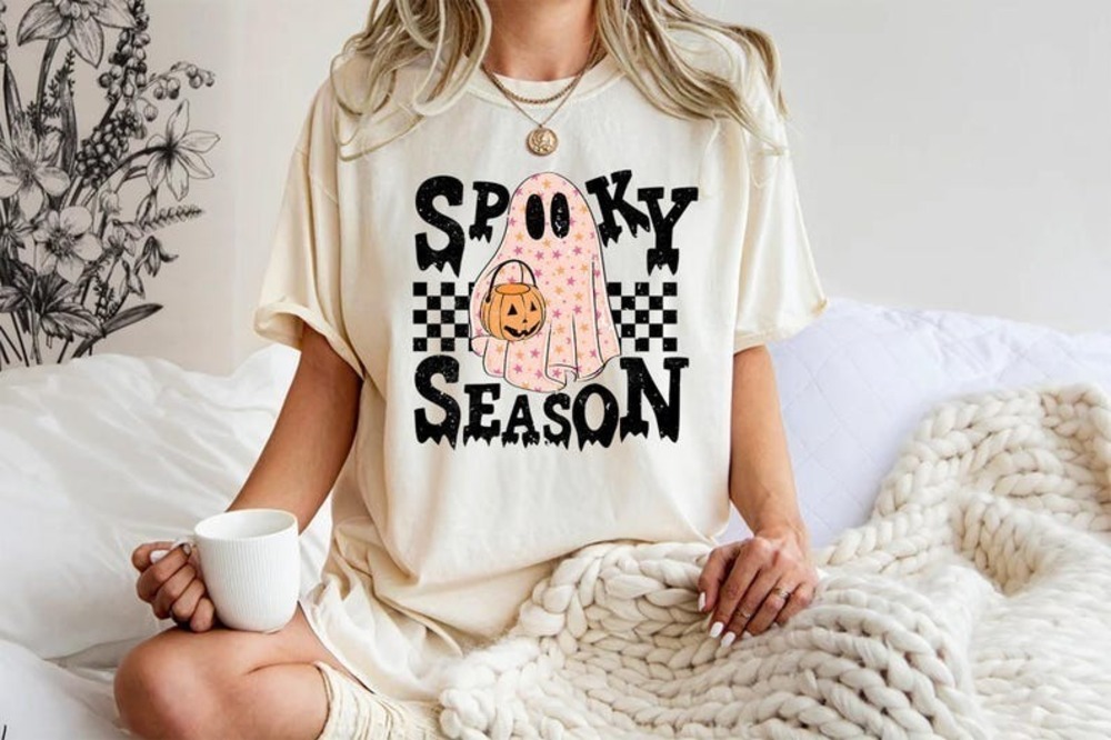 Cute Spooky Season Sweatshirt Womens Halloween Fall Sweater Gift Shirt